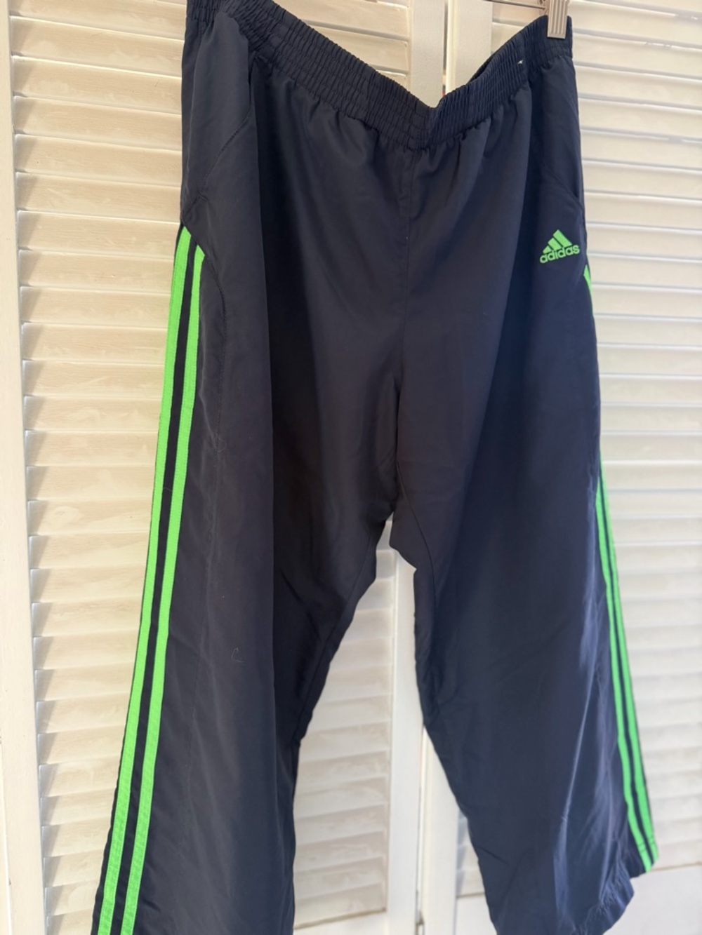 Adidas Cropped Track Pants Women’s Large Black Green Stripe Athletic Joggers